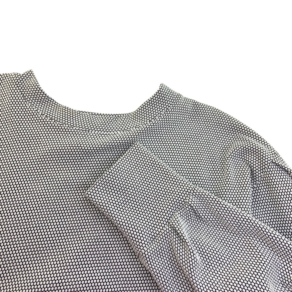 Albion Serena Cropped Pullover Textured Wideneck Sweater in White and Black - Picture 3 of 6